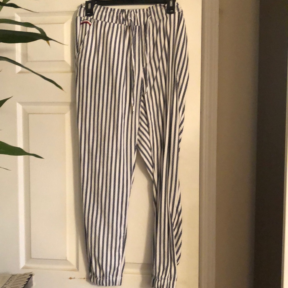 Women pant